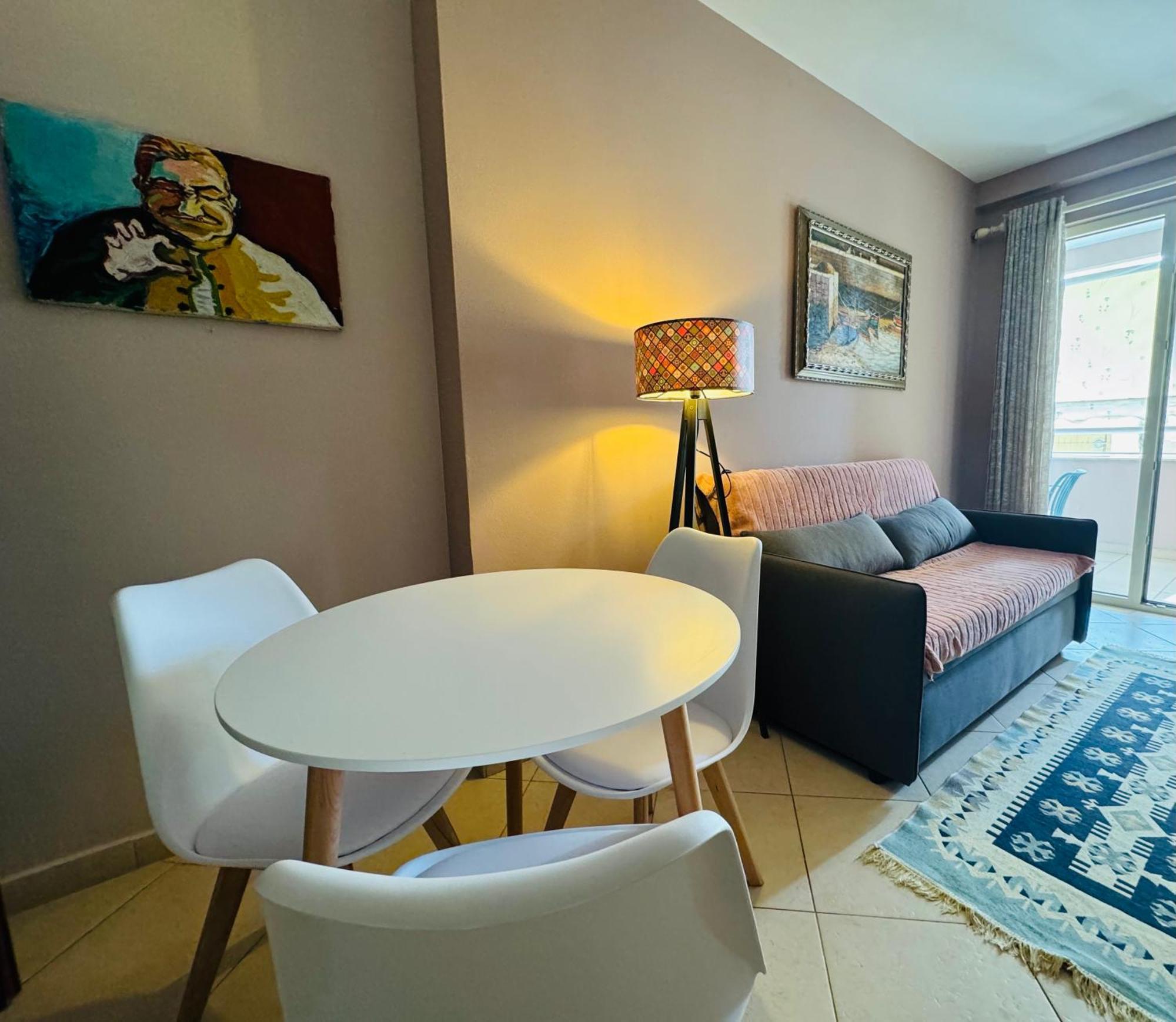 Sisi'S Apartments-Tirana City Center מראה חיצוני תמונה