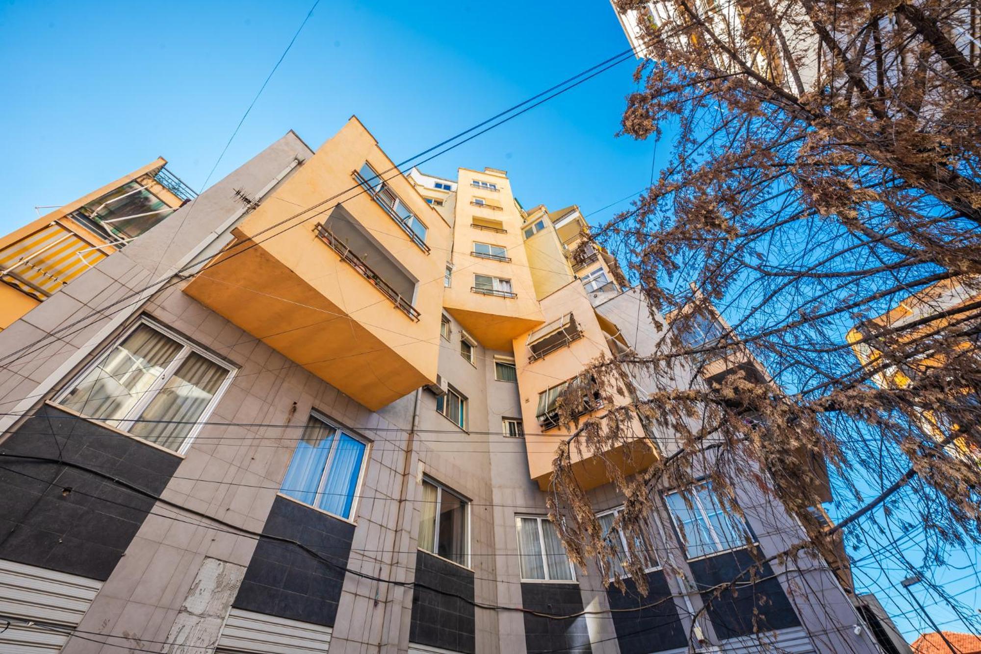 Sisi'S Apartments-Tirana City Center מראה חיצוני תמונה