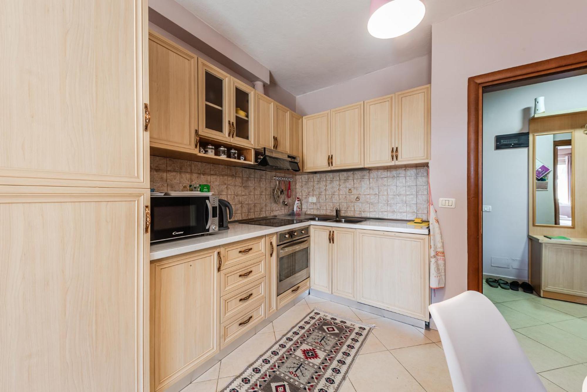 Sisi'S Apartments-Tirana City Center מראה חיצוני תמונה